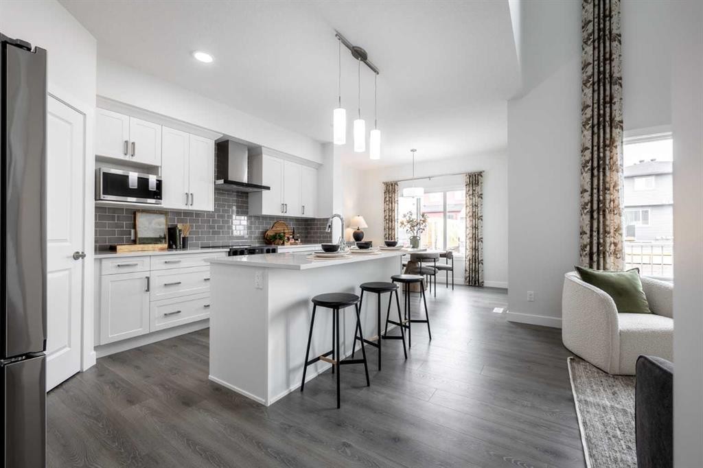 178 Sora Way Se, Calgary, AB - Indoor Photo Showing Kitchen With Upgraded Kitchen