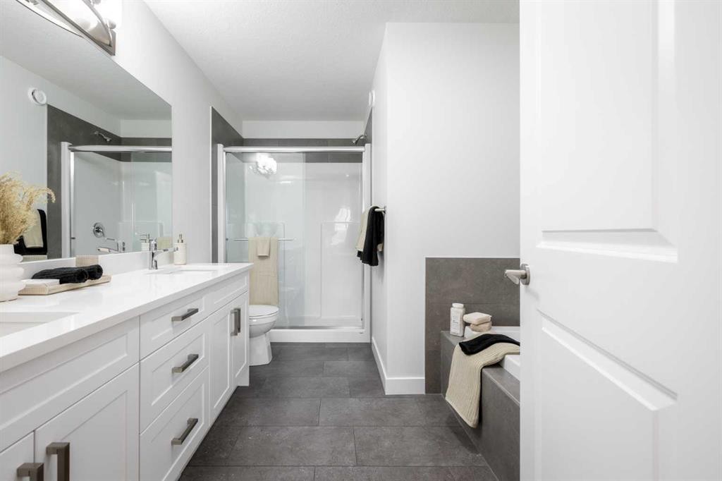178 Sora Way Se, Calgary, AB - Indoor Photo Showing Bathroom