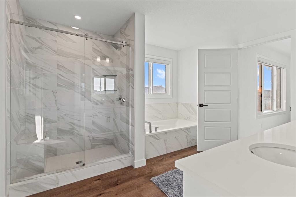 116 Ambleside Crescent Nw, Calgary, AB - Indoor Photo Showing Bathroom
