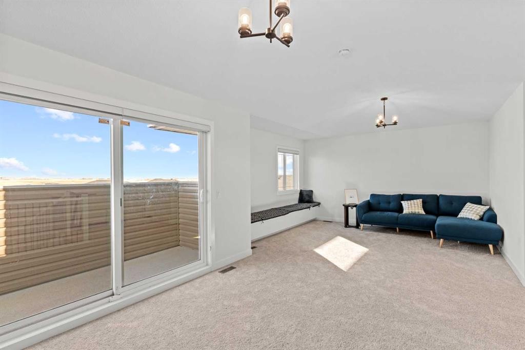 116 Ambleside Crescent Nw, Calgary, AB - Indoor