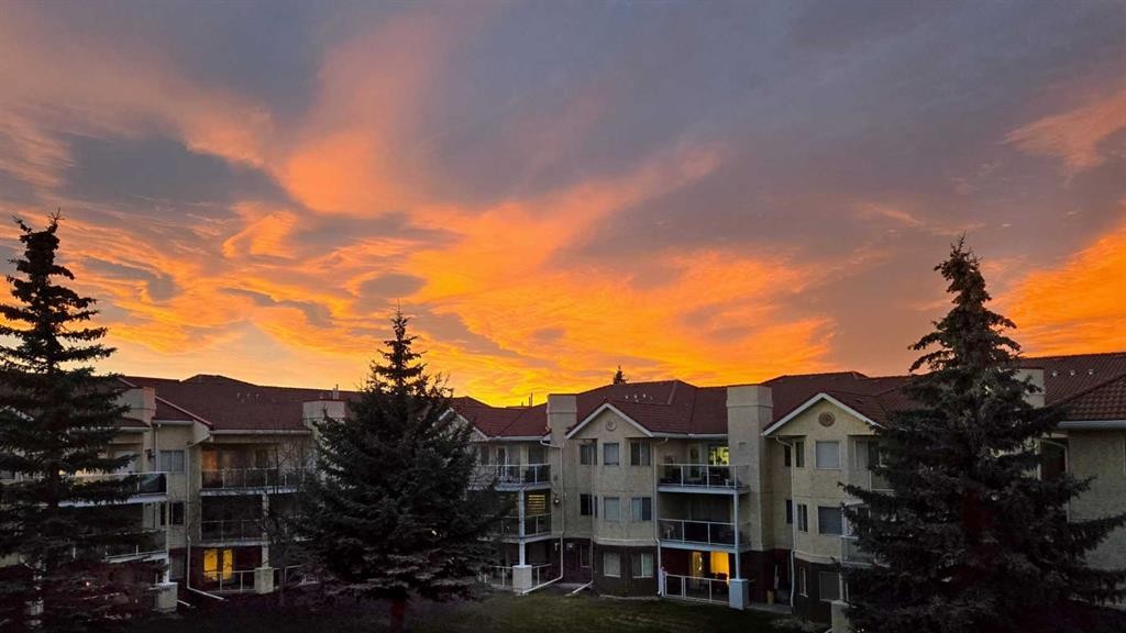 2327-1818 Simcoe Boulevard Sw, Calgary, AB - Outdoor With Balcony