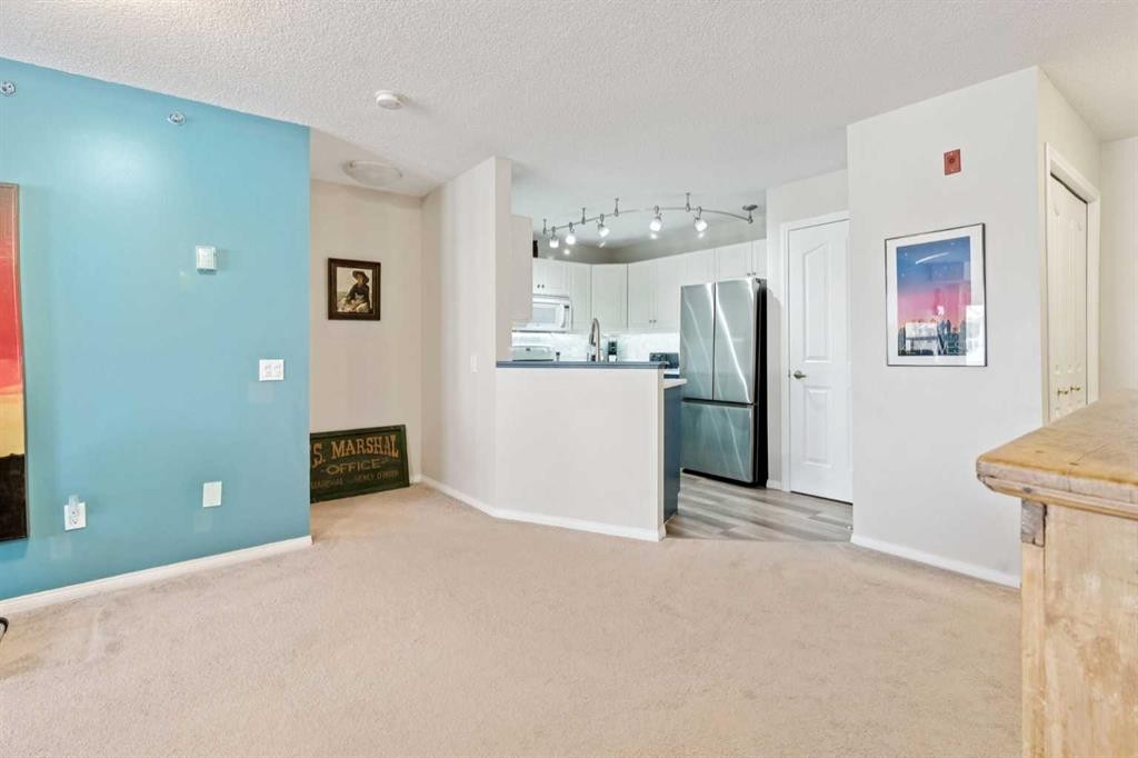 2327-1818 Simcoe Boulevard Sw, Calgary, AB - Indoor