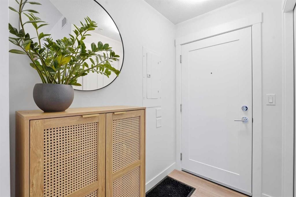 308-400 Auburn Meadows Common Se, Calgary, AB - Indoor Photo Showing Other Room