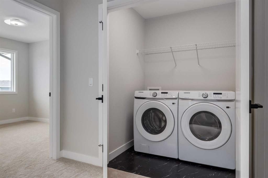7189 Rangeview Avenue Se, Calgary, AB - Indoor Photo Showing Laundry Room