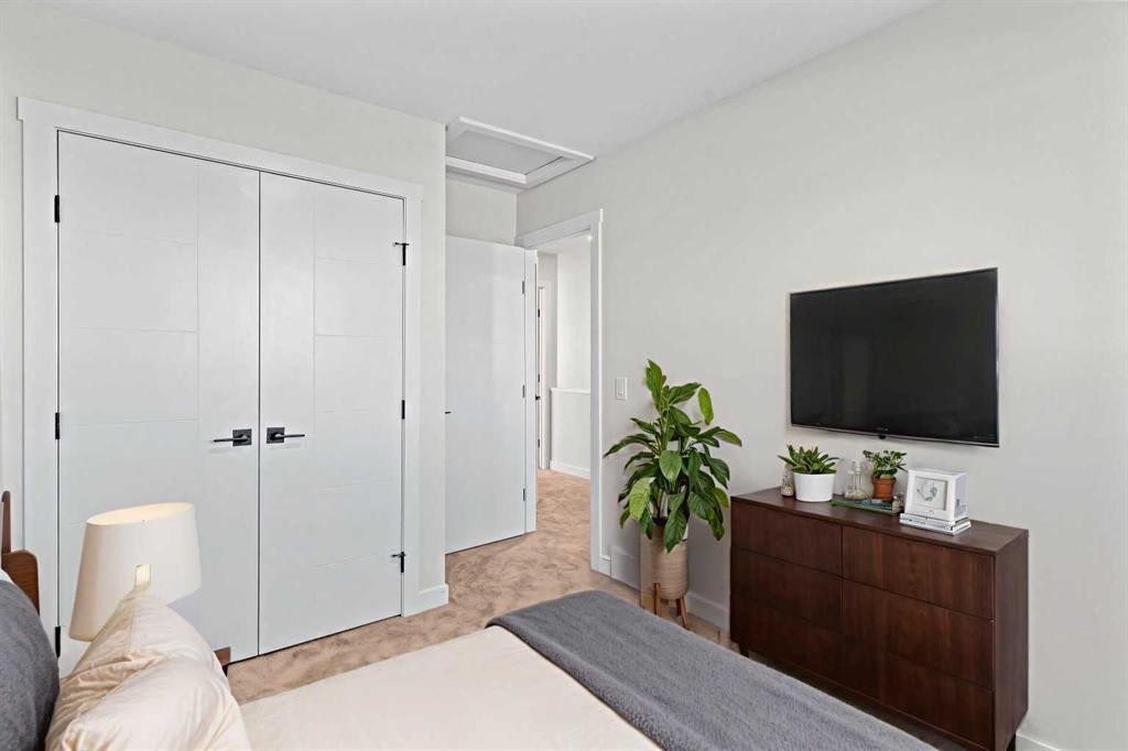 52 Martin Crossing Rise Ne, Calgary, AB - Indoor Photo Showing Bedroom