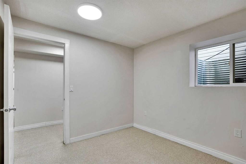 148 Martha'S Manor Ne, Calgary, AB - Indoor Photo Showing Other Room