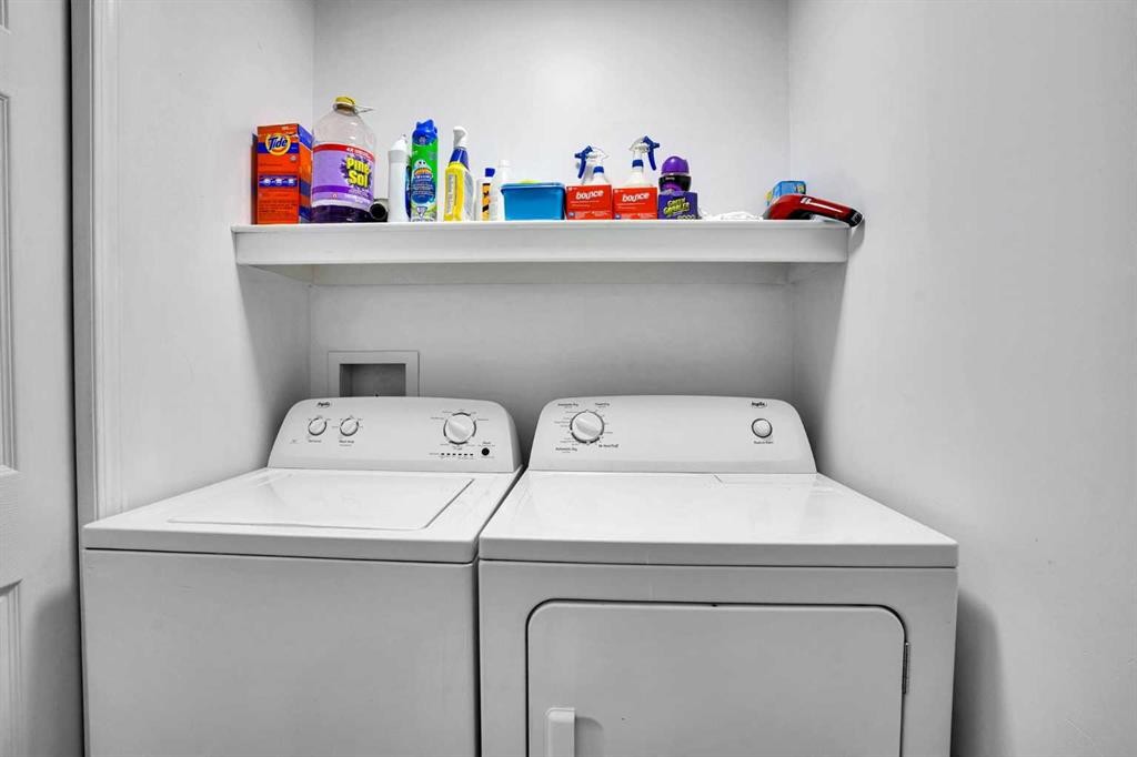 148 Martha'S Manor Ne, Calgary, AB - Indoor Photo Showing Laundry Room