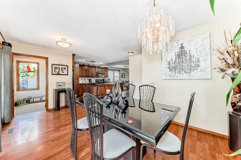 22 Glenhill Drive, Cochrane, AB - Indoor Photo Showing Dining Room