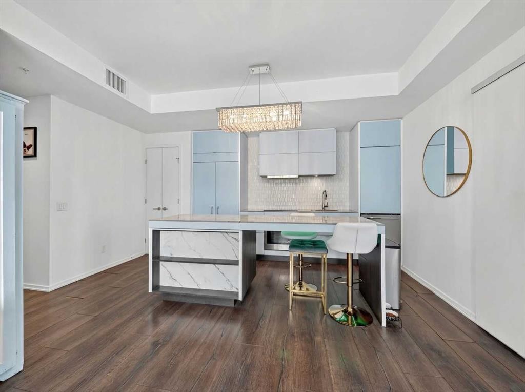802-615 6 Avenue Se, Calgary, AB - Indoor