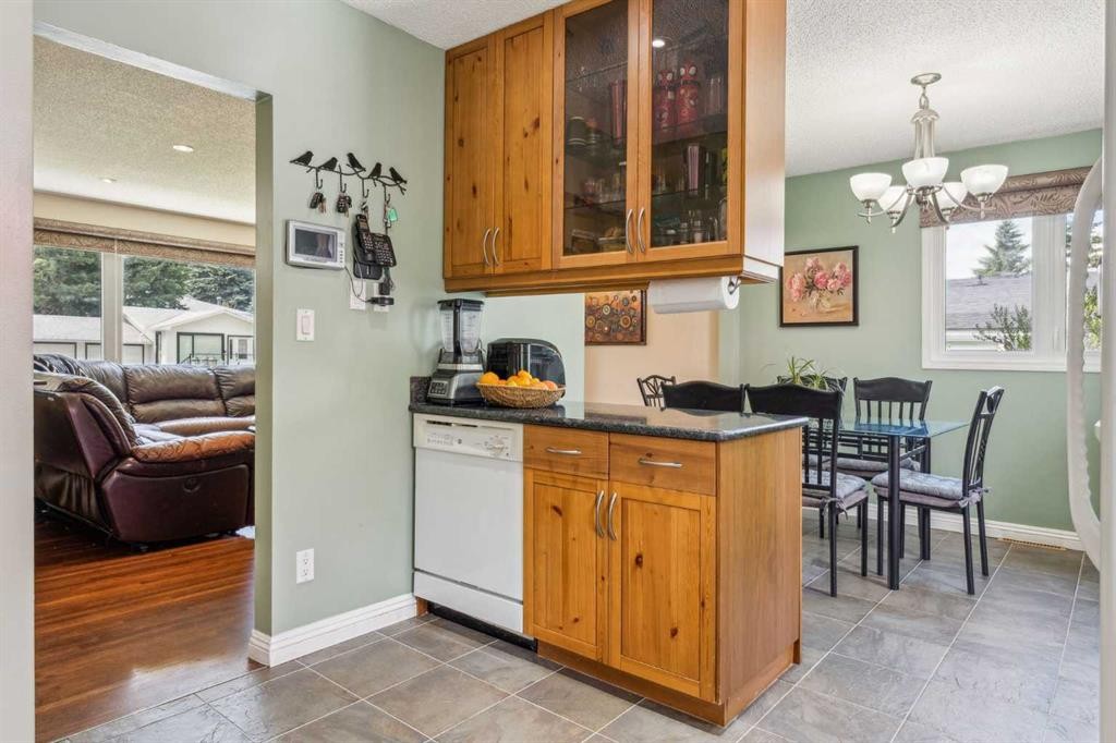 320 Haddon Road Sw, Calgary, AB