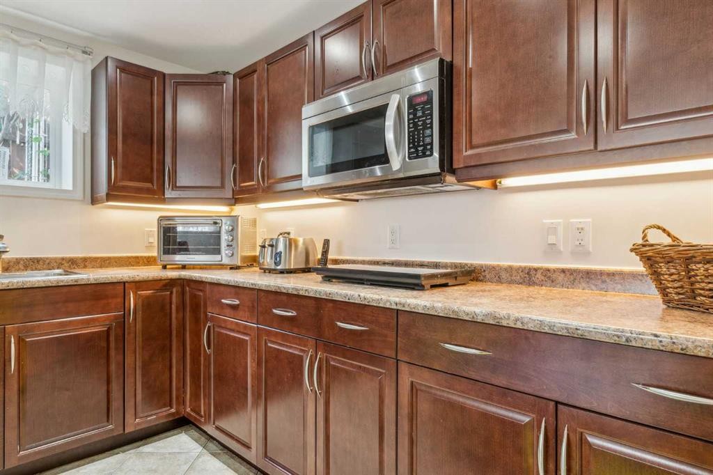 320 Haddon Road Sw, Calgary, AB