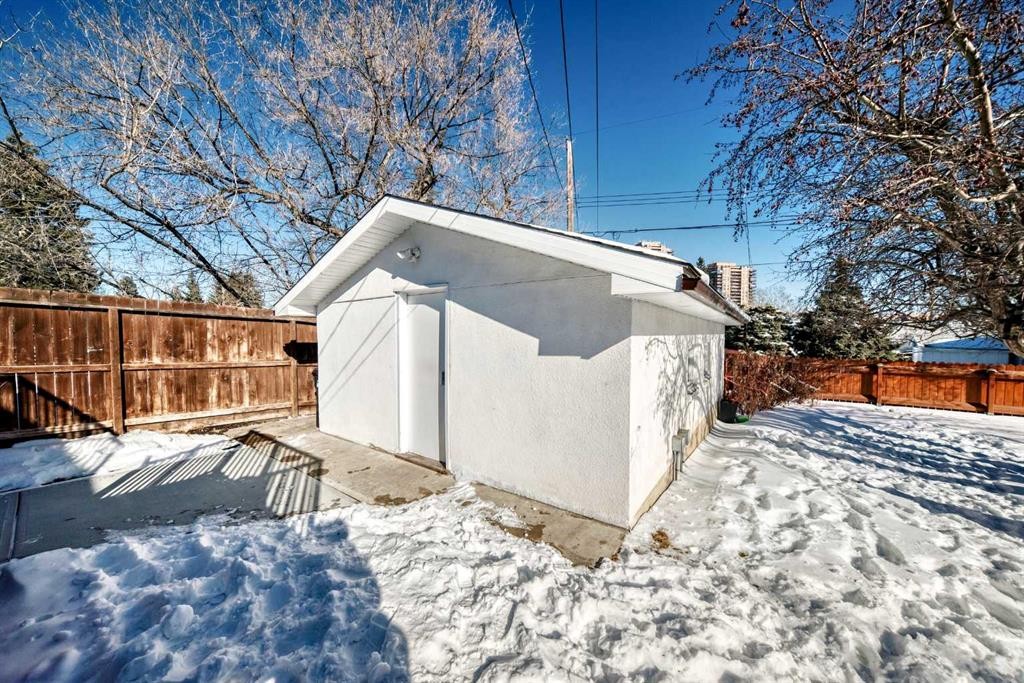 320 Haddon Road Sw, Calgary, AB