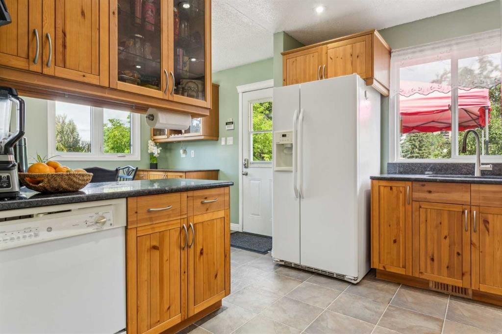 320 Haddon Road Sw, Calgary, AB