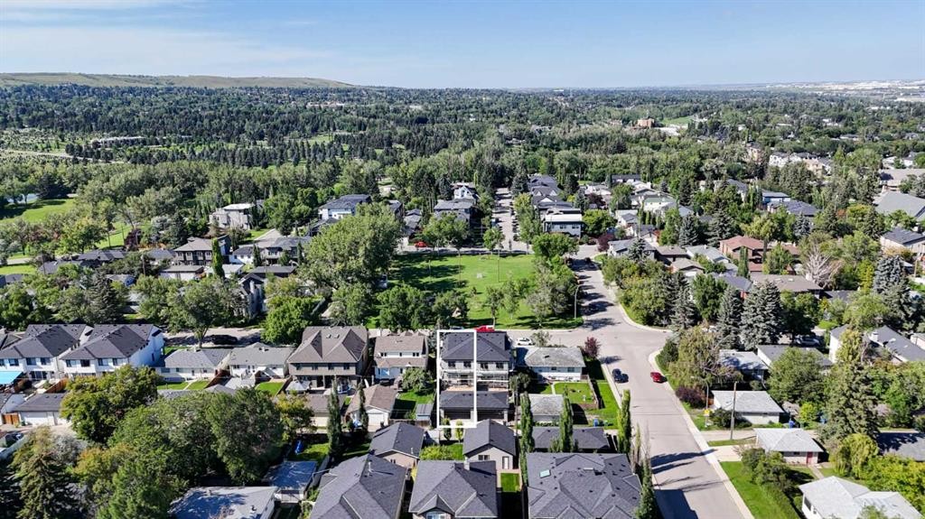 607 29 Avenue Nw, Calgary, AB - Outdoor With View