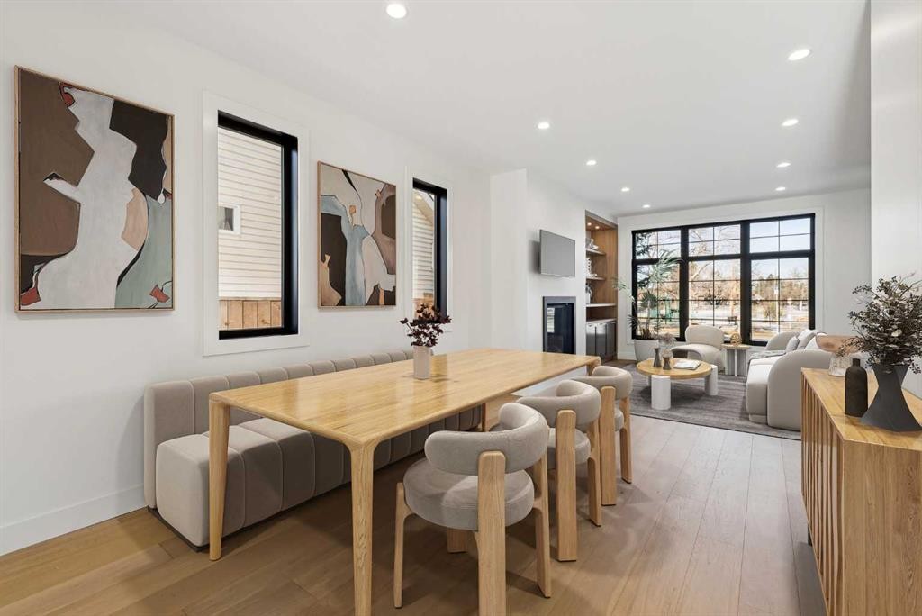 607 29 Avenue Nw, Calgary, AB - Indoor Photo Showing Other Room