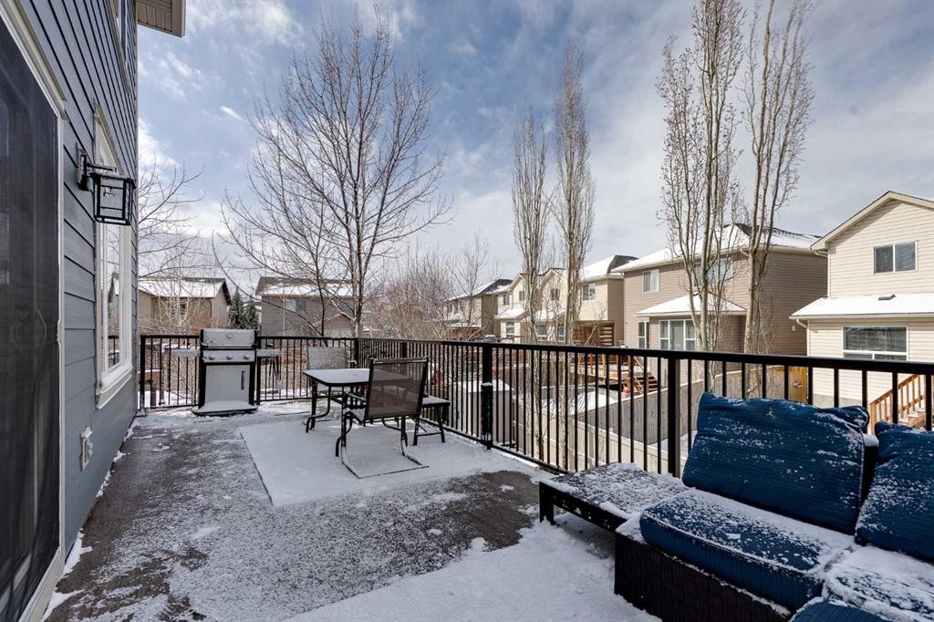 27 Everoak Bay Sw, Calgary, AB - Outdoor With Deck Patio Veranda