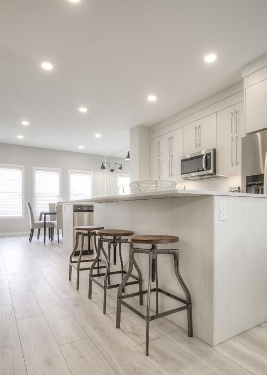 134 Rangeview Path Se, Calgary, AB - Indoor Photo Showing Kitchen