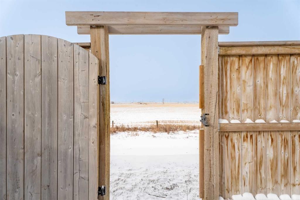 1301 Eagleview Place Nw, High River, AB - Photo Showing Other Room