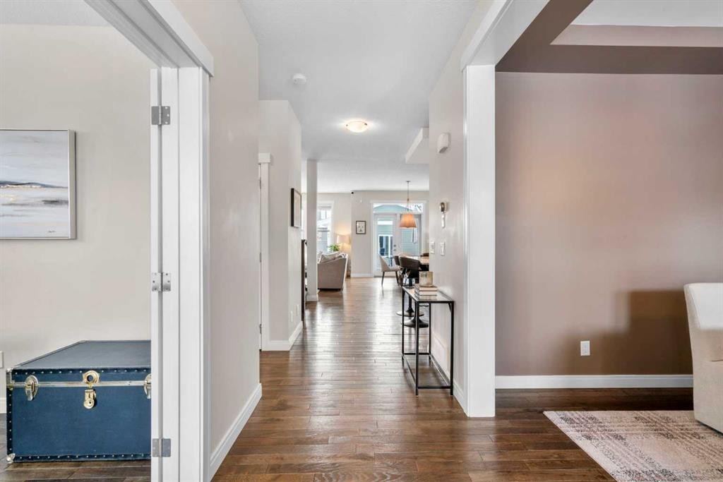 346 Cooperstown Common Sw, Airdrie, AB - Indoor Photo Showing Other Room