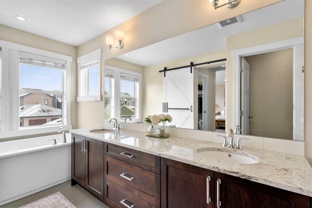 346 Cooperstown Common Sw, Airdrie, AB - Indoor Photo Showing Bathroom
