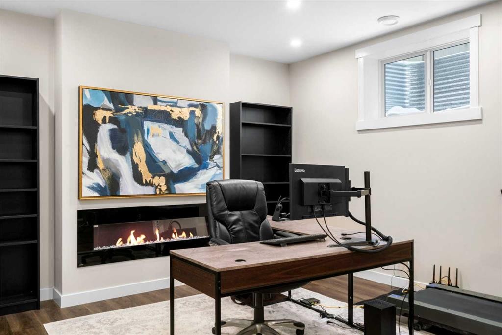 346 Cooperstown Common Sw, Airdrie, AB - Indoor Photo Showing Office