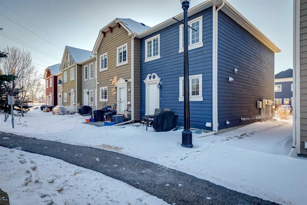 124 Cascades Pass, Chestermere, AB - Outdoor