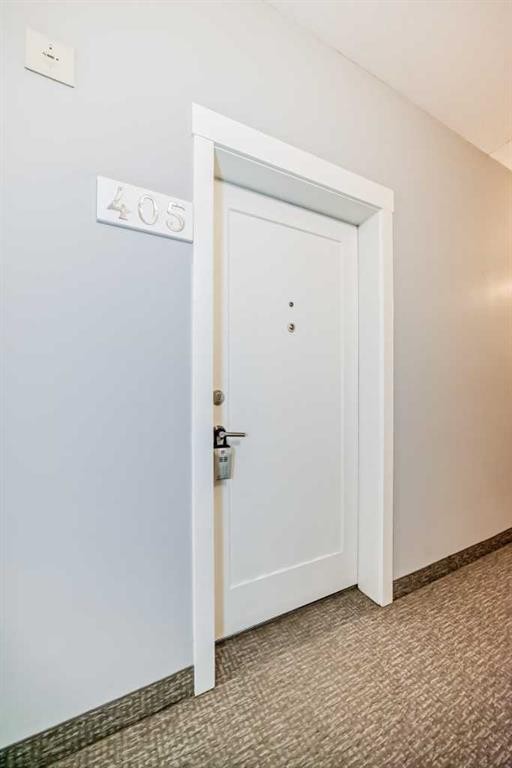 405-10 Walgrove Se, Calgary, AB - Indoor Photo Showing Other Room