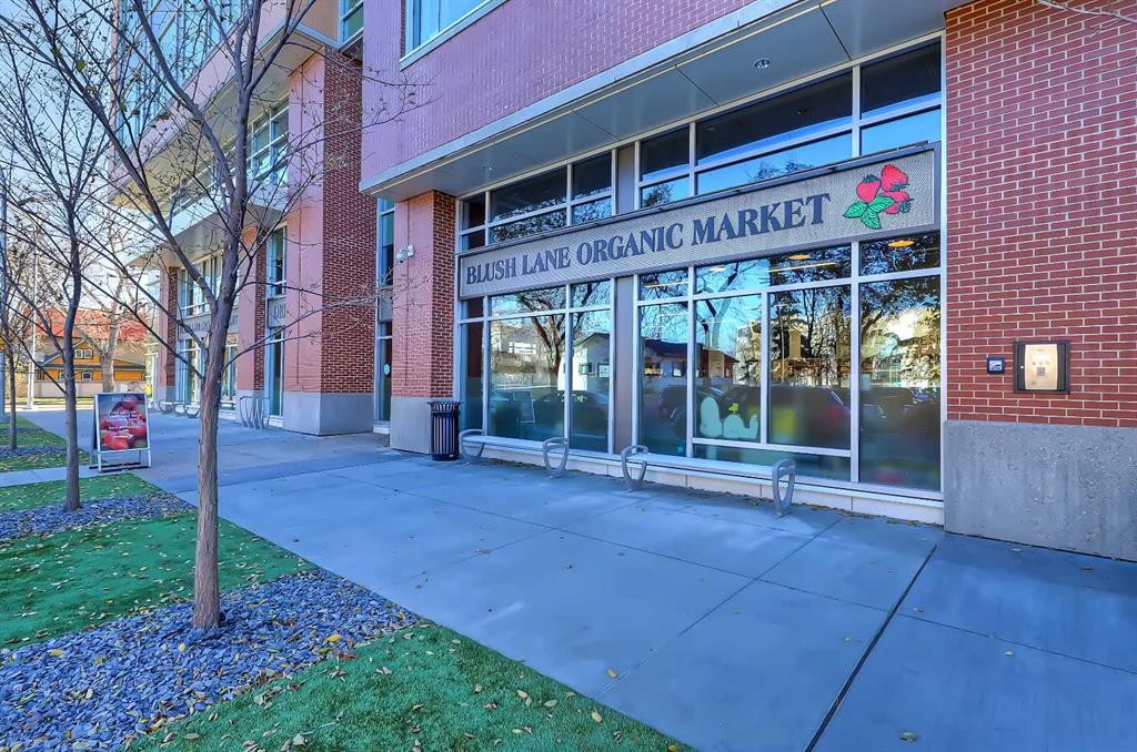 7-828 8 Avenue Ne, Calgary, AB - Outdoor