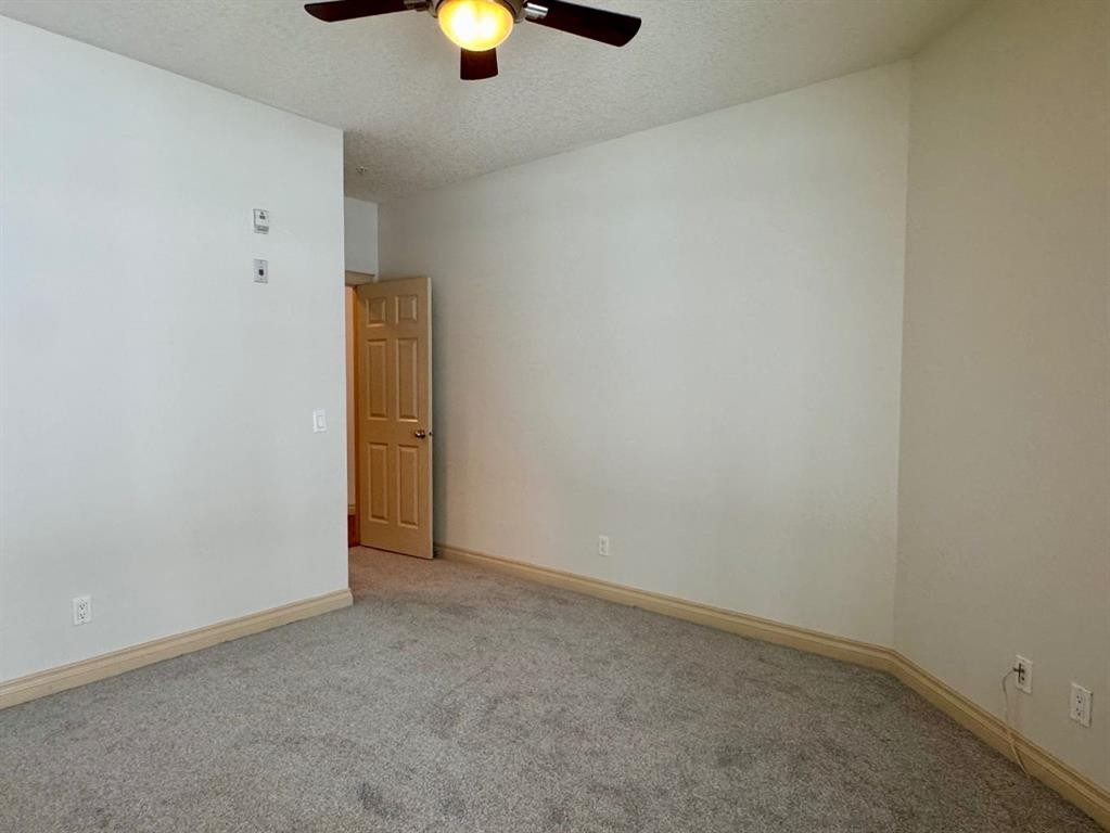1108-24 Hemlock Crescent Sw, Calgary, AB - Indoor Photo Showing Other Room