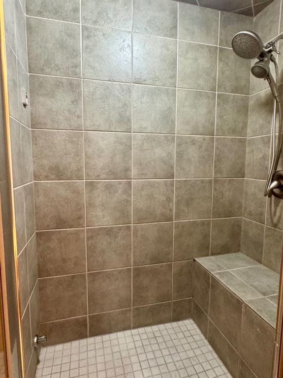 1108-24 Hemlock Crescent Sw, Calgary, AB - Indoor Photo Showing Bathroom
