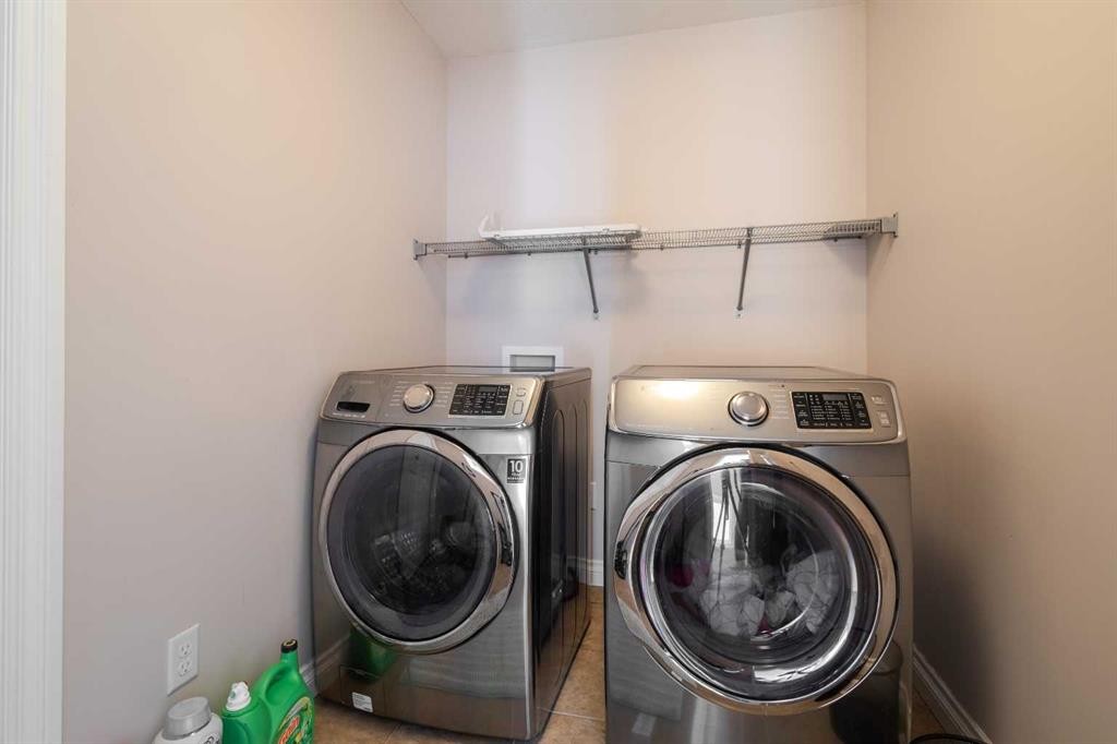 529 Saddlelake Drive Ne, Calgary, AB - Indoor Photo Showing Laundry Room