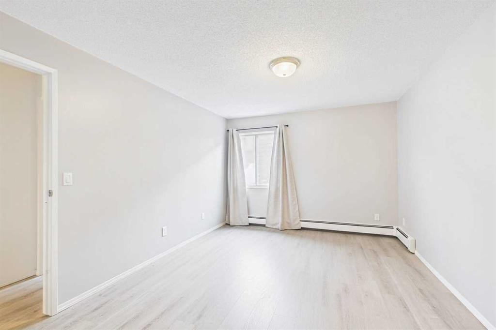 313-1735 11 Avenue Sw, Calgary, AB - Indoor Photo Showing Other Room