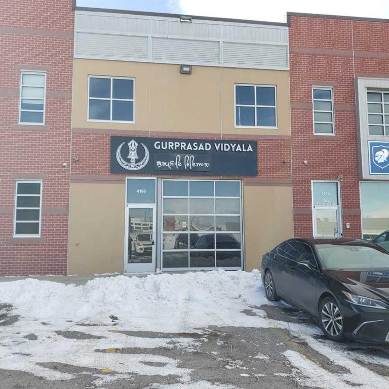 4166-3961 52 Avenue Ne, Calgary, AB