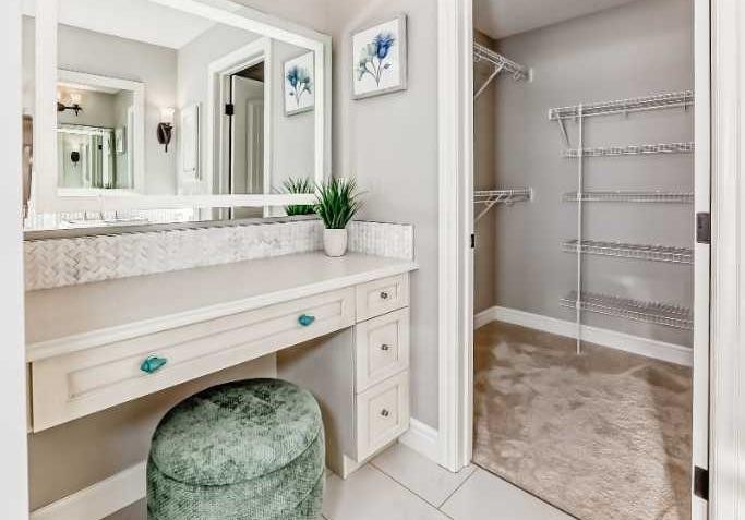 35 Mahogany Crescent Se, Calgary, AB - Indoor