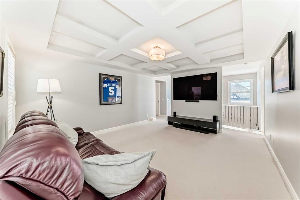 35 Mahogany Crescent Se, Calgary, AB - Indoor