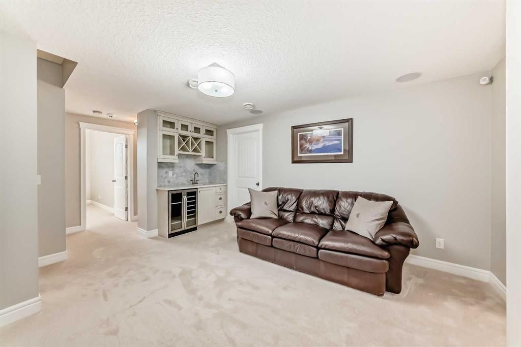 35 Mahogany Crescent Se, Calgary, AB - Indoor Photo Showing Living Room