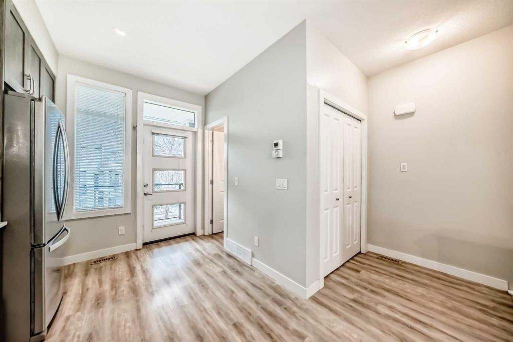 58-138 Seton Passage Se, Calgary, AB - Indoor Photo Showing Other Room