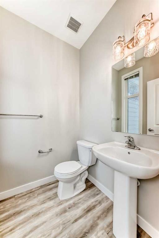 58-138 Seton Passage Se, Calgary, AB - Indoor Photo Showing Bathroom