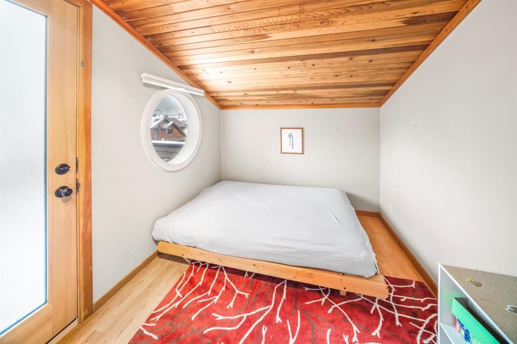 8-838 3Rd Street, Canmore, AB - Indoor