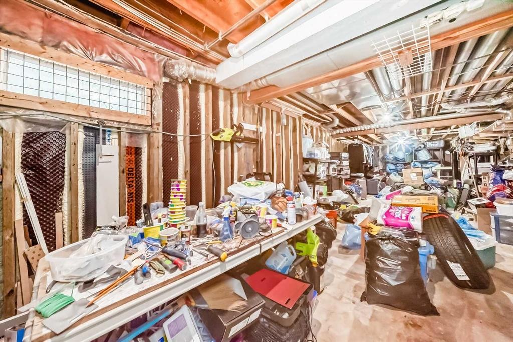 179 Hawkwood Boulevard Nw, Calgary, AB - Indoor