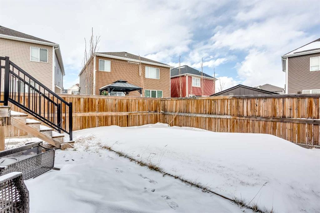 2 Osborne Common Sw, Airdrie, AB - Outdoor With Exterior