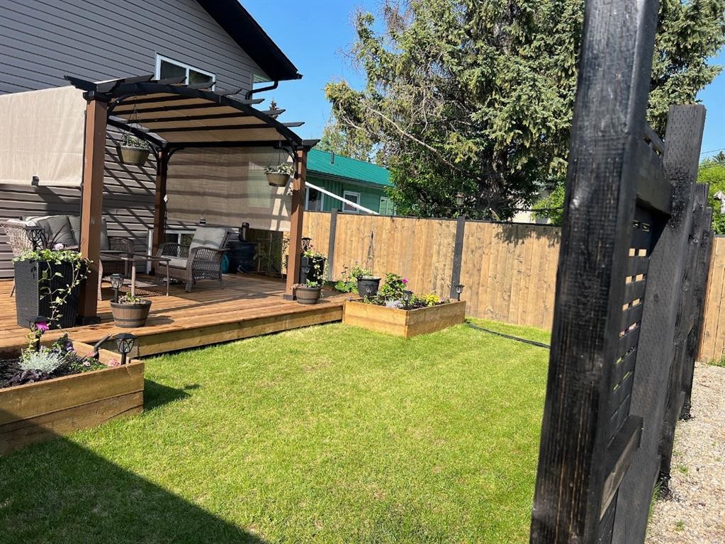 4819 17 Avenue, Edson, AB - Outdoor With Deck Patio Veranda