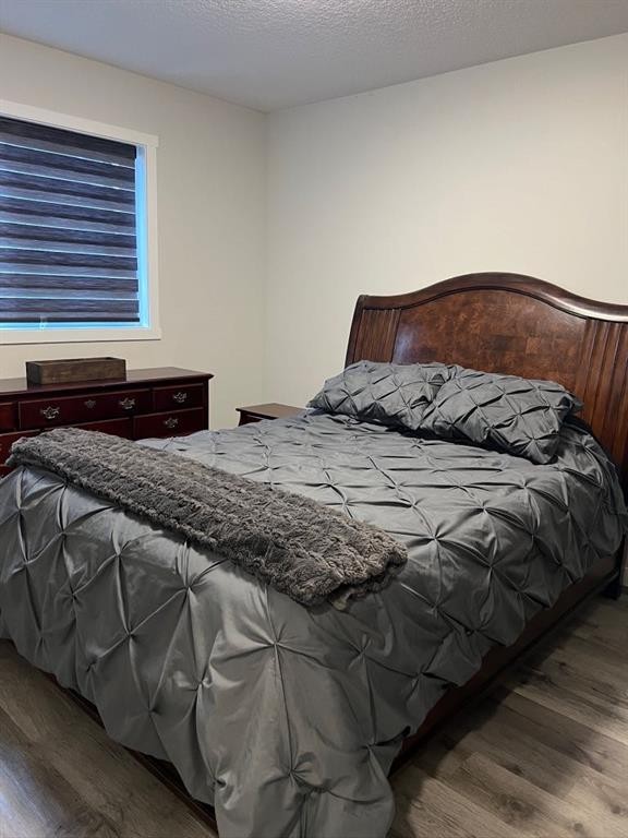 4819 17 Avenue, Edson, AB - Indoor Photo Showing Bedroom