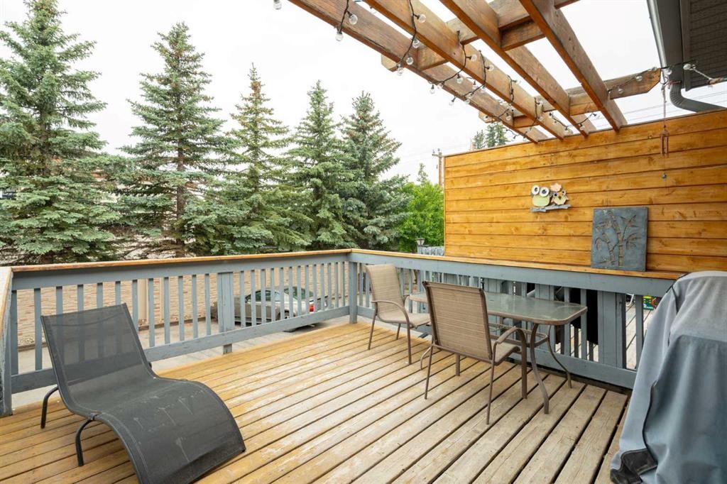 622 3 Street, Strathmore, AB - Outdoor With Deck Patio Veranda With Exterior