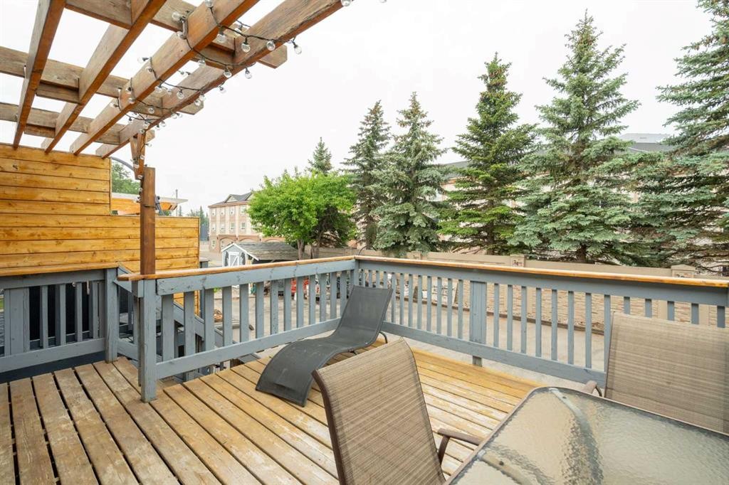 622 3 Street, Strathmore, AB - Outdoor With Deck Patio Veranda With Exterior