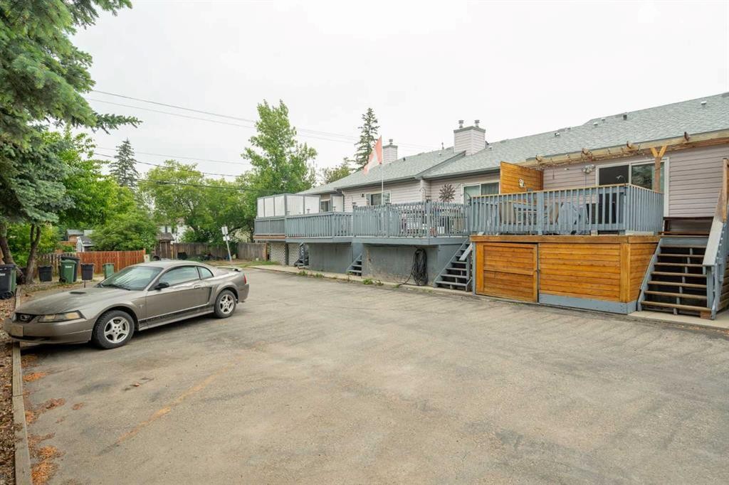 622 3 Street, Strathmore, AB - Outdoor With Exterior