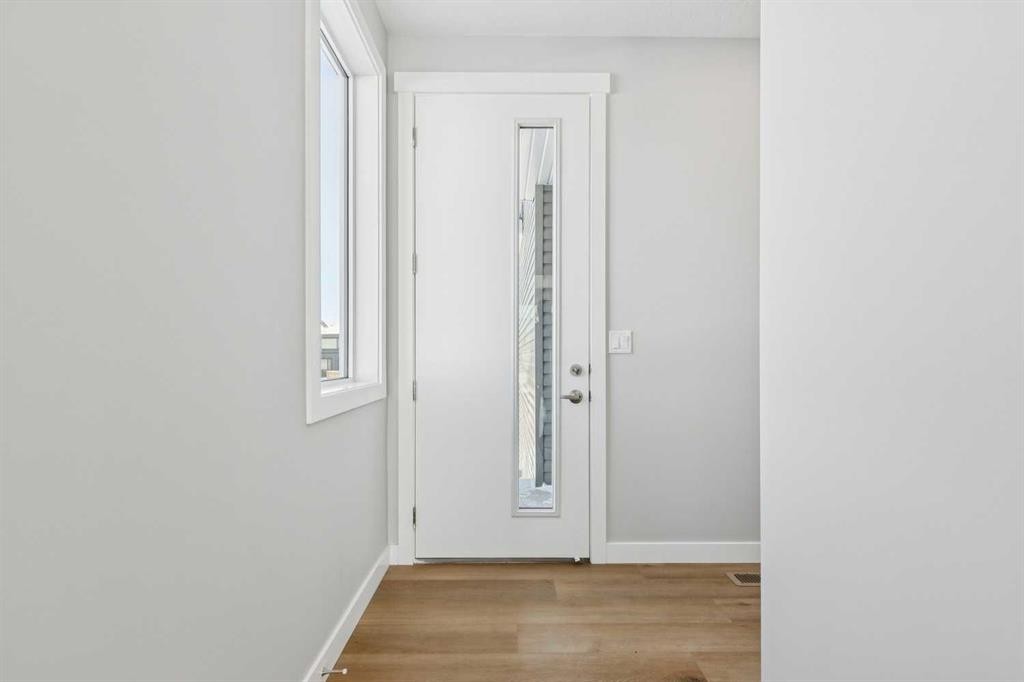 12 Willow Park Point, Cochrane, AB - Indoor Photo Showing Other Room