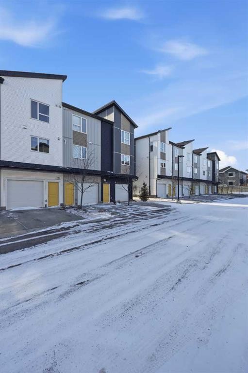 125-301 Redstone Boulevard Ne, Calgary, AB - Outdoor