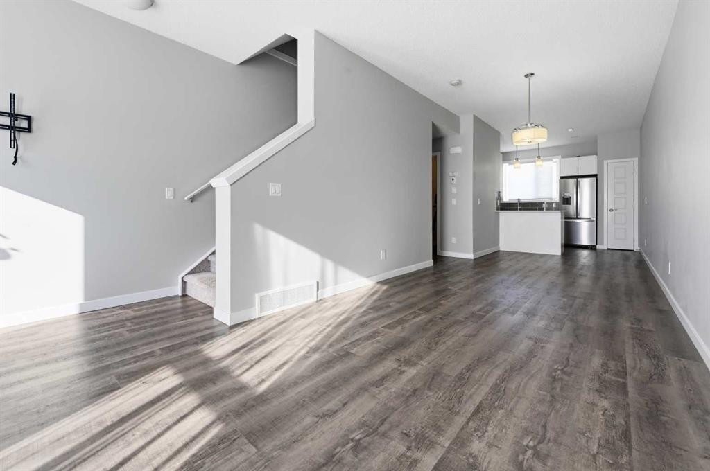 125-301 Redstone Boulevard Ne, Calgary, AB - Indoor Photo Showing Other Room