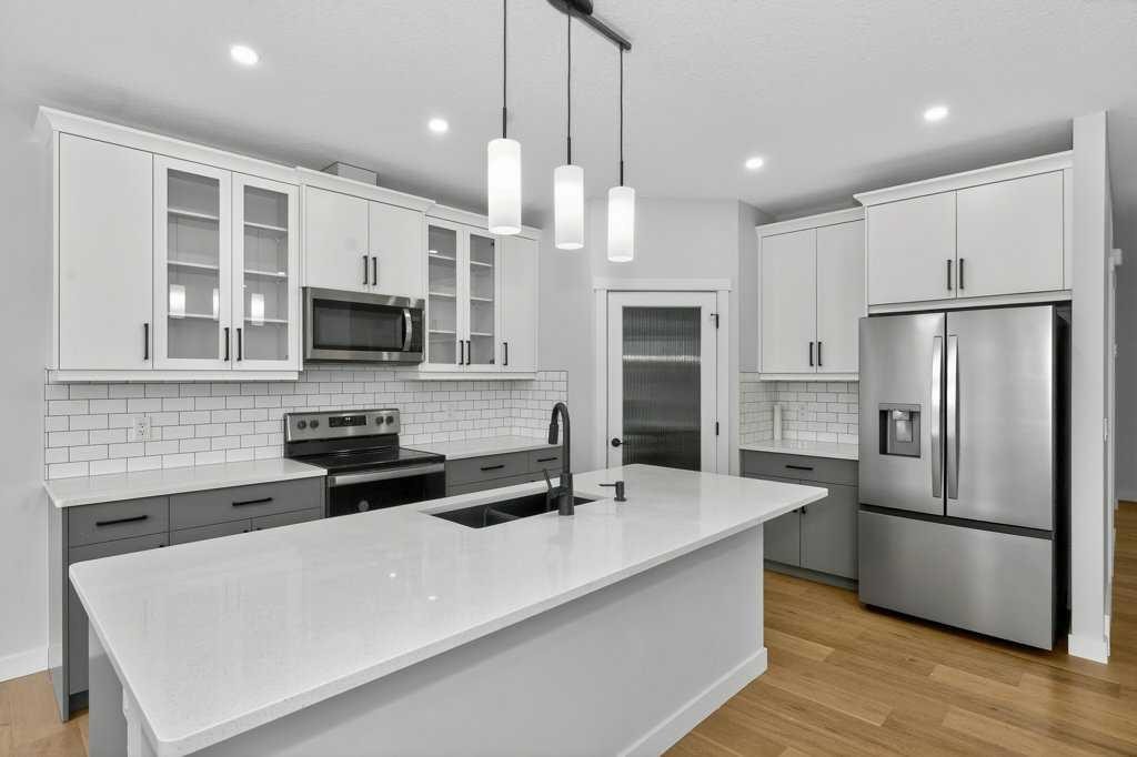 268 Cornerbrook Road Ne, Calgary, AB - Indoor Photo Showing Kitchen With Double Sink With Upgraded Kitchen